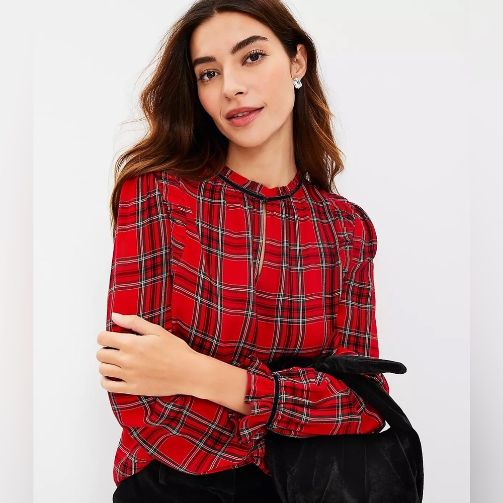 Plaid Ruched Ruffle Neck Blouse - Picture 2 of 4